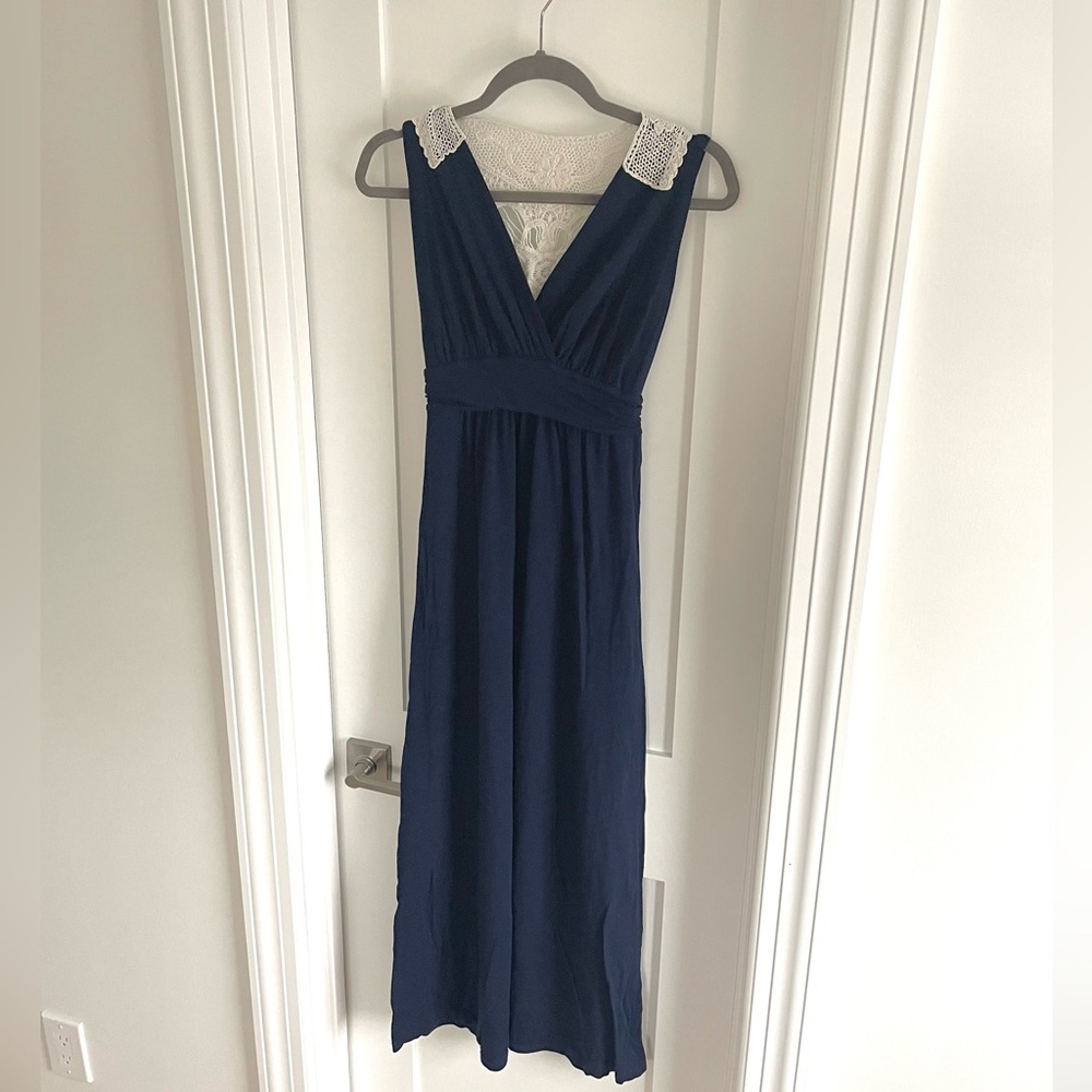 Small Pink Blush Maternity Dress navy blue & cream crochet pregnancy baby shower